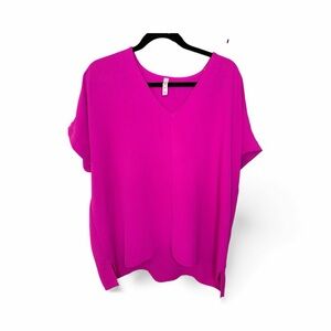 A Classy Chic Boutique Fuchsia Blouse